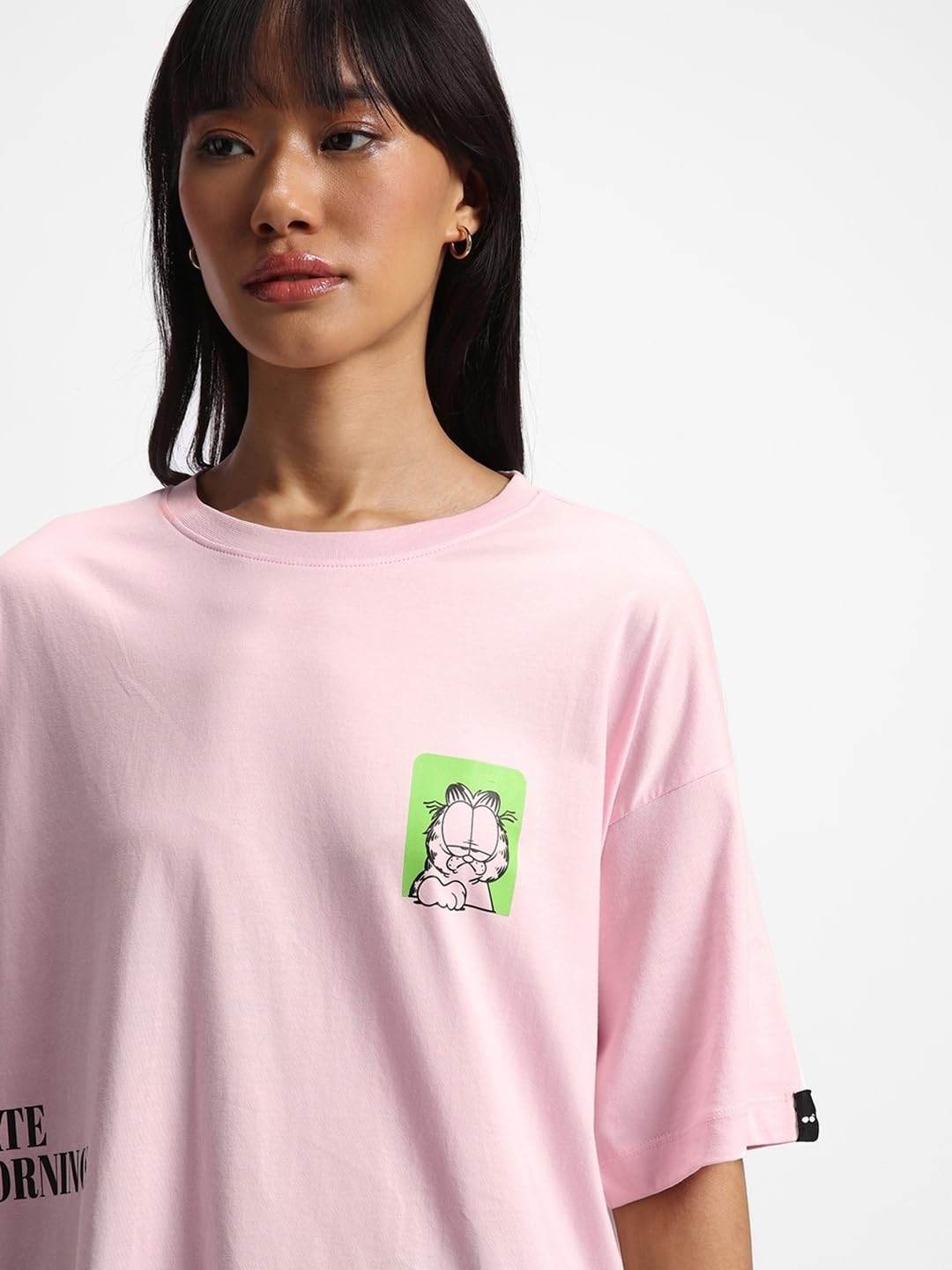 Bewakoof Women Cotton Graphic Oversized Fit T-Shirt